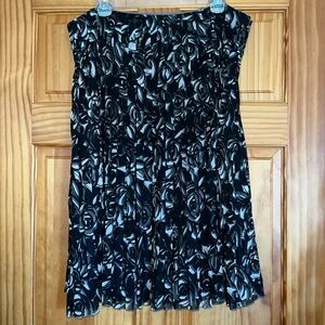Liz Claiborne Size 14 Floral Pleated Skirt